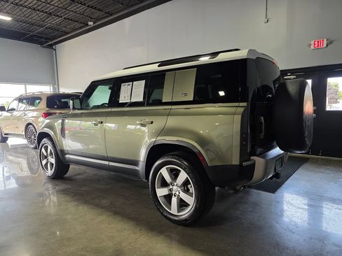 Used 2023 Land Rover Defender 110 SE AWD/4WD image 6