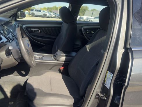 Used 2017 Ford Taurus SEL image 14