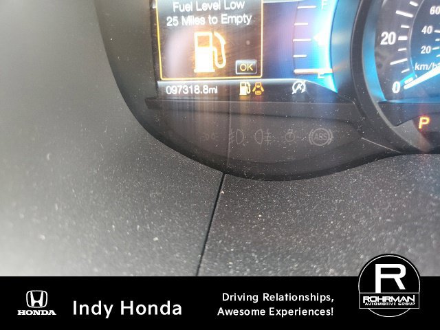 Used 2019 Ford Edge Titanium w/ Cold Weather Package FWD image 9