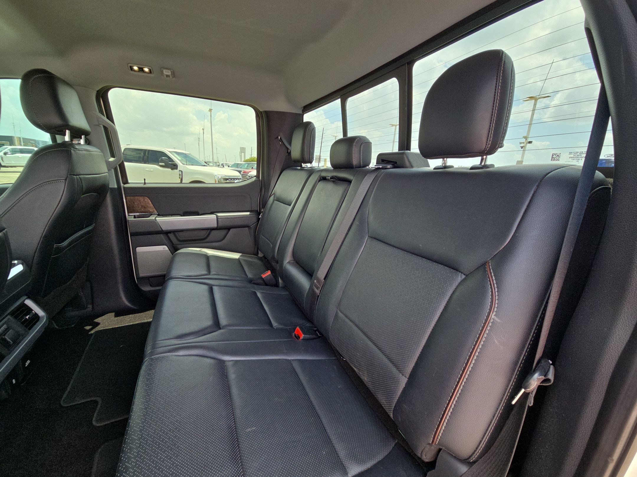Used 2021 Ford F150 Lariat w/ Equipment Group 502A High AWD/4WD image 28