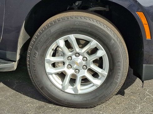 Used 2025 Chevrolet Tahoe LT image 8