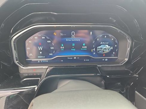 Used 2023 Chevrolet Silverado 1500 LTZ AWD/4WD image 21