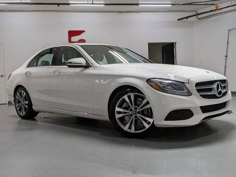 Used 2018 Mercedes-Benz C 300 Sedan image 2