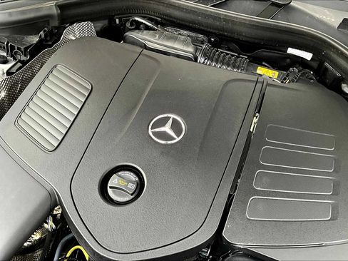 New 2025 Mercedes-Benz GLC 300 GLC 300 image 19