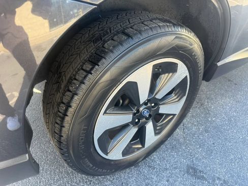 Used 2018 Subaru Forester 2.5i Premium AWD/4WD image 26