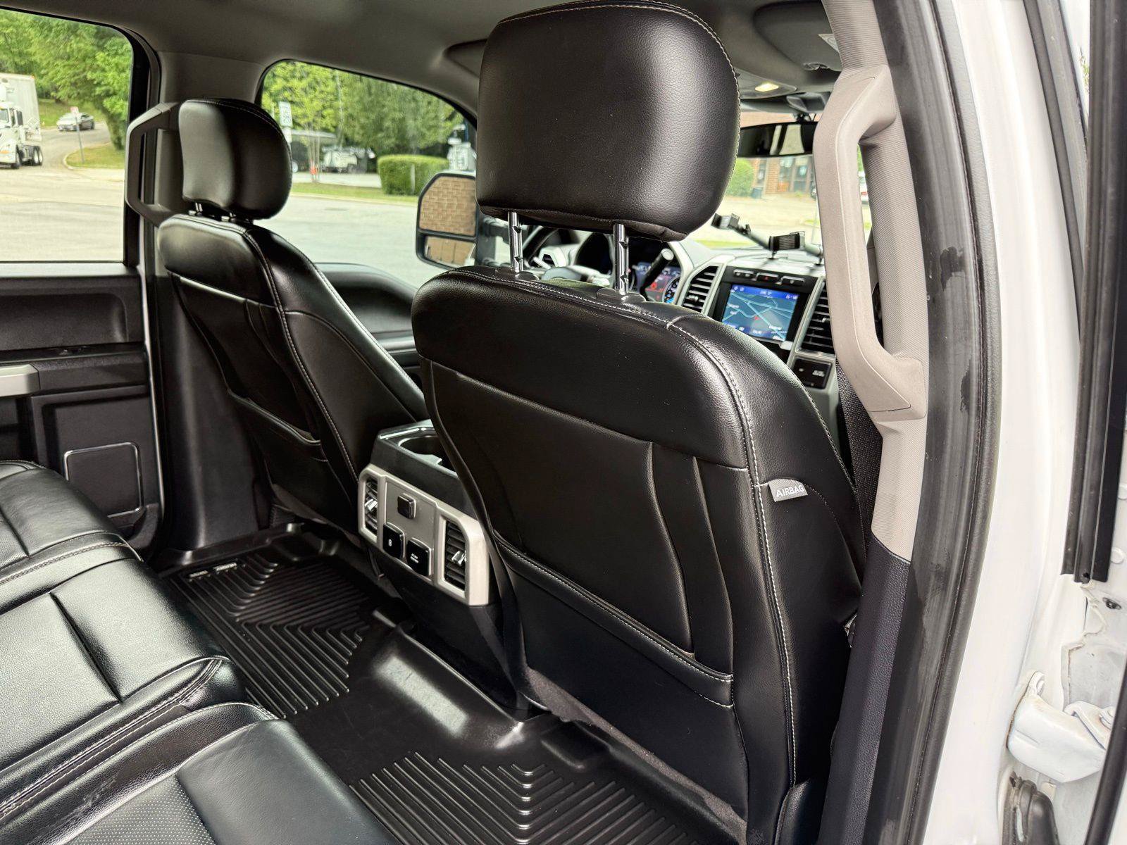 Used 2020 Ford F250 Lariat w/ Lariat Value Package AWD/4WD image 27