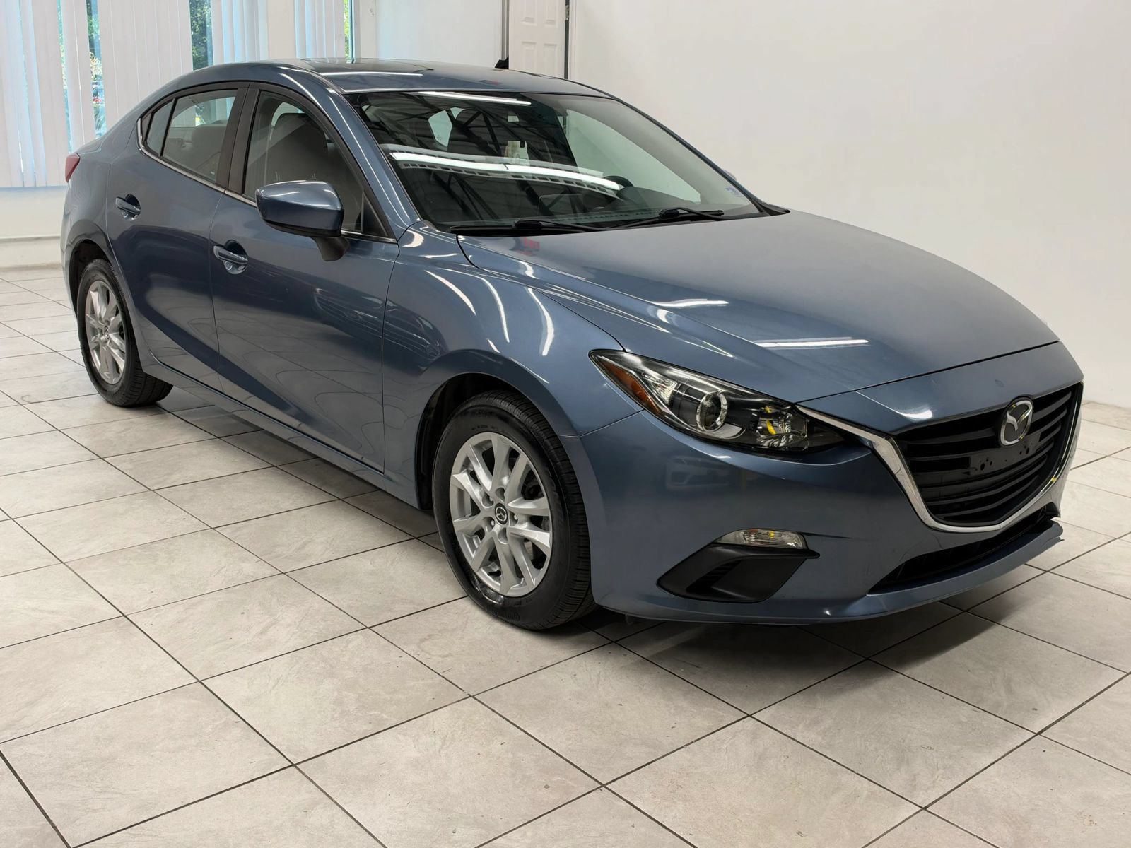 Used 2014 MAZDA MAZDA3 i Grand Touring FWD image 1