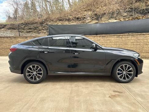 Certified 2022 BMW X6 xDrive40i w/ M Sport Package image 7