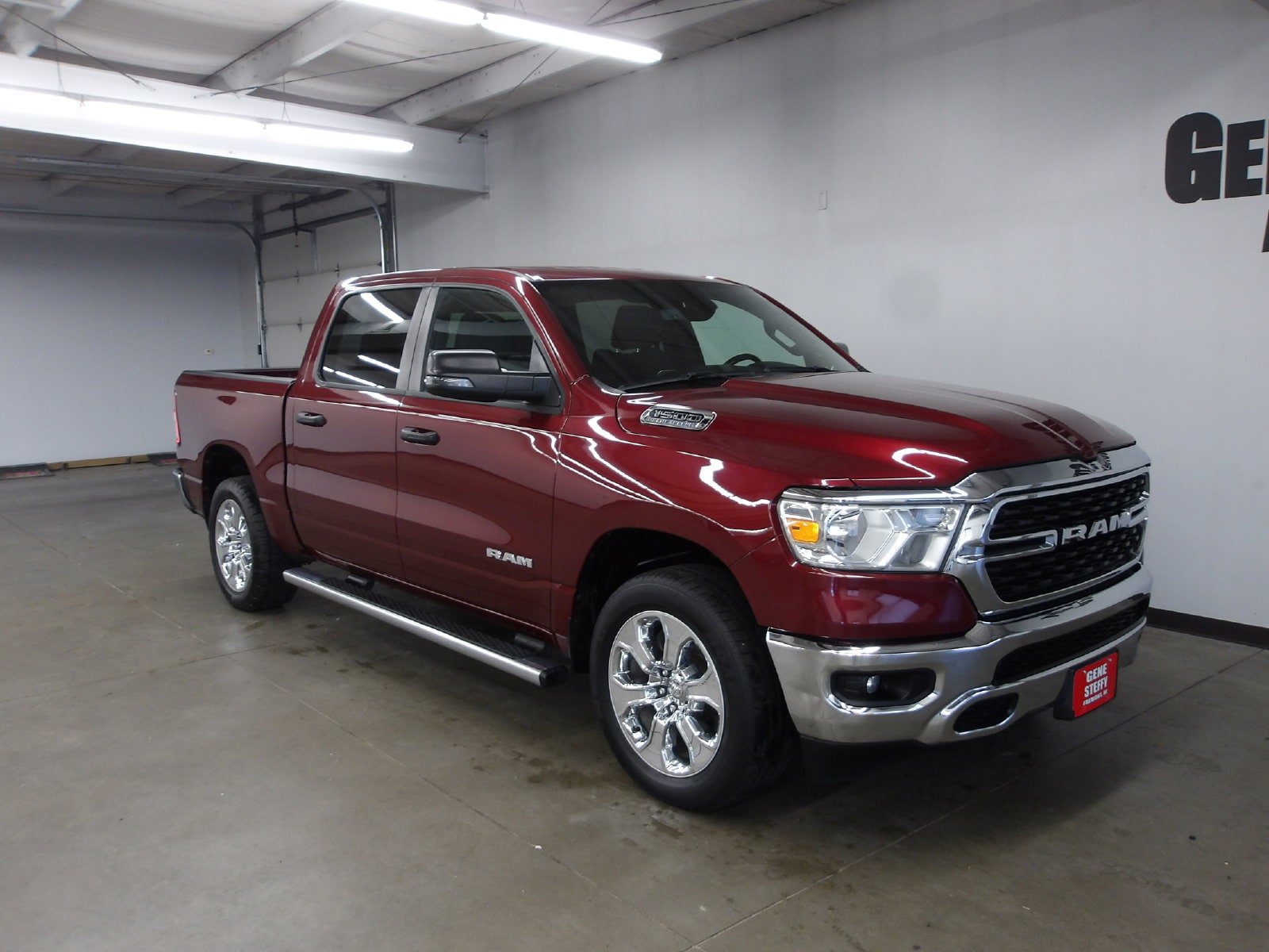 Used 2024 RAM 1500 Big Horn AWD/4WD image 4
