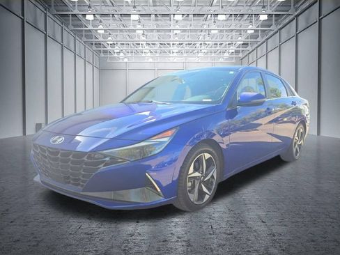 Used 2022 Hyundai Elantra Limited w/ Preferred Accessory Package FWD image 1