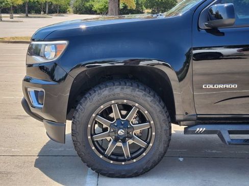 Used 2020 Chevrolet Colorado Z71 AWD/4WD image 8