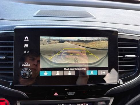 Used 2019 Honda Pilot Elite image 21