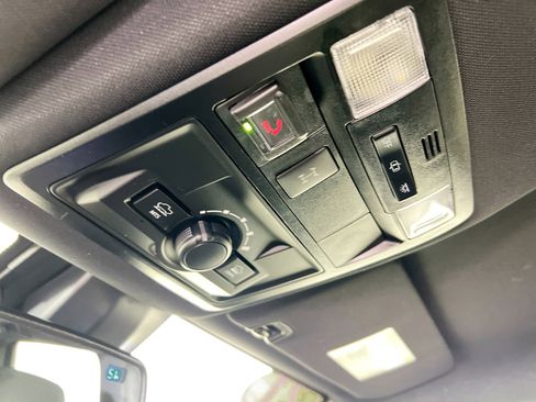 Used 2021 Toyota Tacoma TRD Off-Road image 22