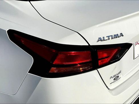 Used 2022 Nissan Altima 2.5 S image 25