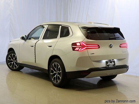 Used 2025 BMW X3 xDrive30i image 9