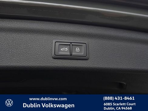 Used 2023 Audi Q3 2.0T Premium Plus w/ Premium Plus Package image 27