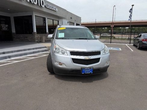 Used 2012 Chevrolet Traverse LT AWD/4WD image 14
