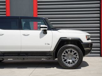 Used 2025 GMC Hummer EV 3X AWD/4WD video 2