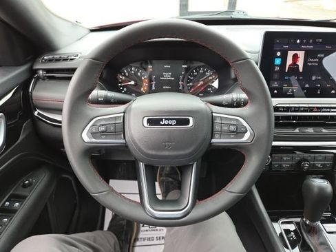 Used 2025 Jeep Compass Trailhawk image 53