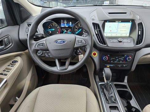 Used 2018 Ford Escape SE w/ SE Sync 3 Package image 11