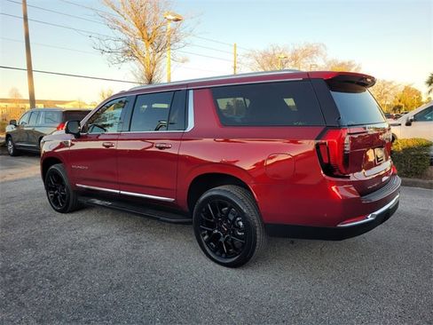 New 2026 GMC Yukon XL Elevation w/ Elevation Premium Package image 11