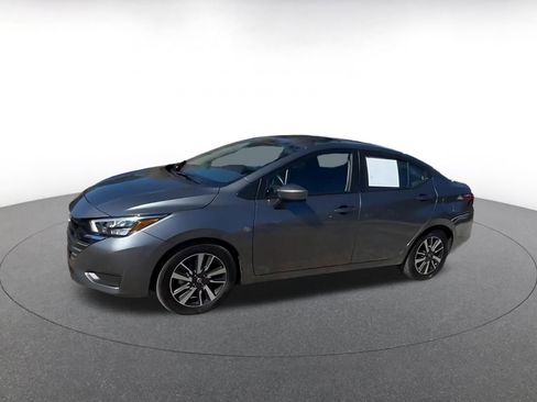 Used 2025 Nissan Versa SV image 7