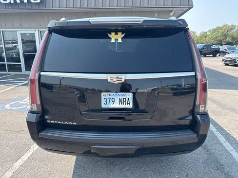 Used 2015 Cadillac Escalade ESV Luxury AWD/4WD image 5