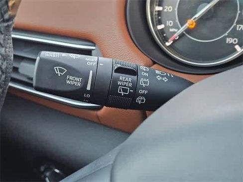 Used 2022 Maserati Levante GT image 25