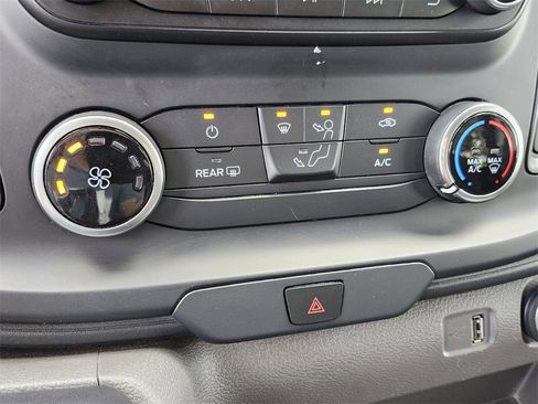 Used 2021 Ford Transit 350 XLT image 24