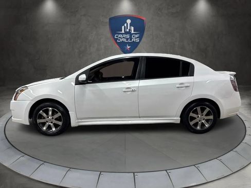 Used 2012 Nissan Sentra 2.0 SR w/ Special Edition Pkg FWD image 2
