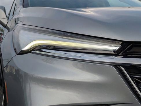 Used 2023 Buick Enclave Essence w/ Experience Buick Package image 10