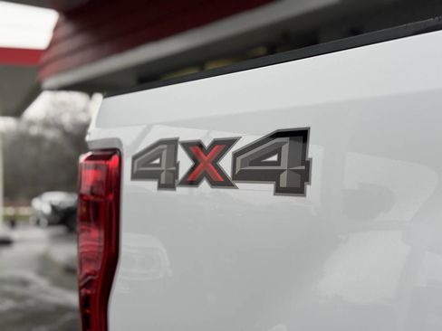 Used 2019 Ford F250 XLT image 11