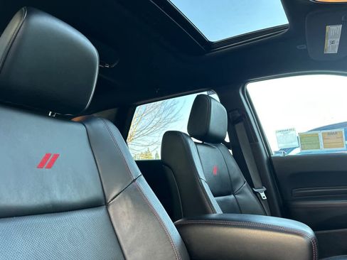 Used 2024 Dodge Durango GT image 19