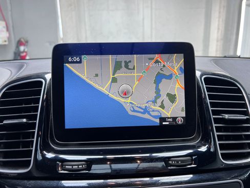 Used 2017 Mercedes-Benz GLS 450 GLS 450 Sport Utility 4D image 31