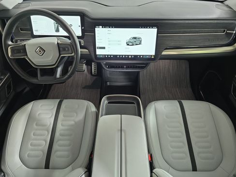 Used 2024 Rivian R1S Launch Edition Quad AWD/4WD image 27