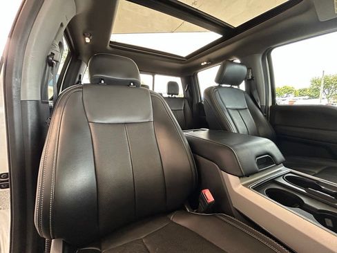 Used 2021 Ford F250 Lariat w/ Lariat Ultimate Package AWD/4WD image 30
