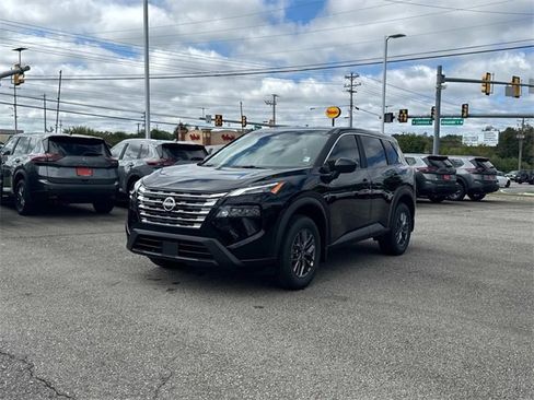 New 2026 Nissan Rogue S image 8