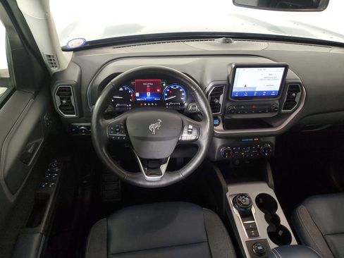 Used 2023 Ford Bronco Sport Outer Banks w/ Tech Package AWD/4WD image 16
