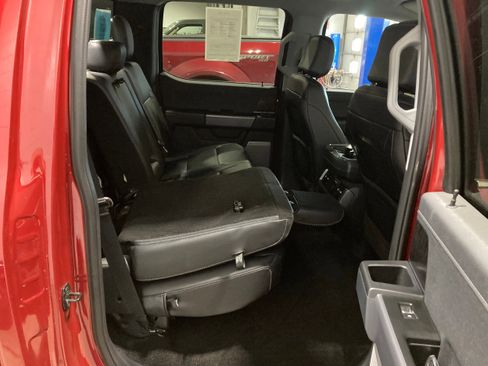 Used 2022 Ford F150 Lariat w/ Equipment Group 502A High image 12