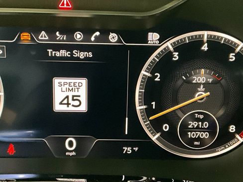 Used 2022 Bentley Continental GT image 17