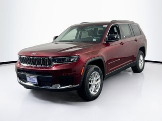 Used 2023 Jeep Grand Cherokee L Laredo w/ Luxury Tech Group I AWD/4WD video 1