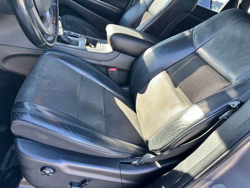 Used 2021 Jeep Grand Cherokee Laredo X image 7