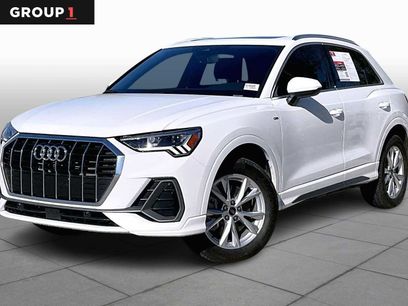 Certified 2025 Audi Q3 2.0T Premium w/ Convenience Package