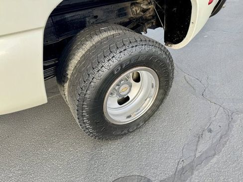 Used 2001 Chevrolet Silverado 3500 LT image 9