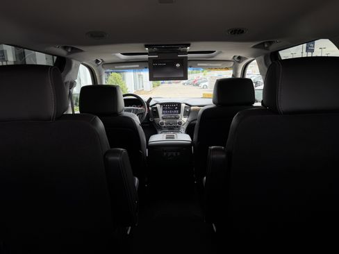 Used 2016 GMC Yukon Denali w/ Open Road Package AWD/4WD image 12