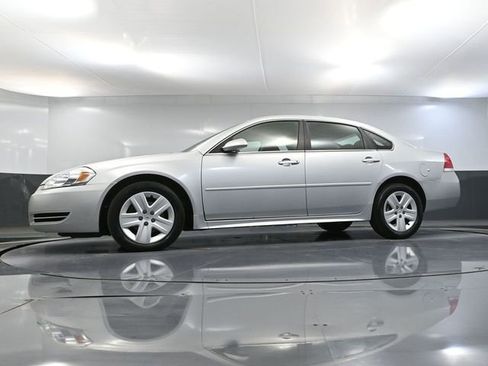 Used 2011 Chevrolet Impala LS FWD image 47