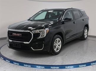 Used 2024 GMC Terrain SLE video 1