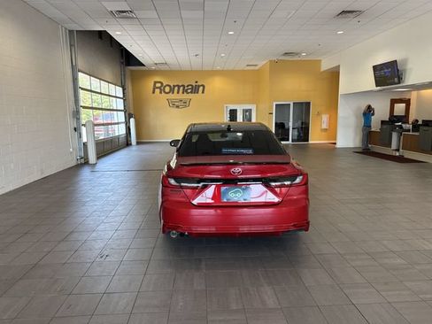 Used 2025 Toyota Camry XSE w/ Premium Plus Package AWD/4WD image 5