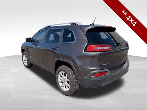 Used 2014 Jeep Cherokee Latitude AWD/4WD image 3