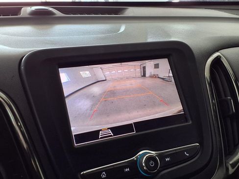 Used 2022 Chevrolet Equinox RS FWD image 4